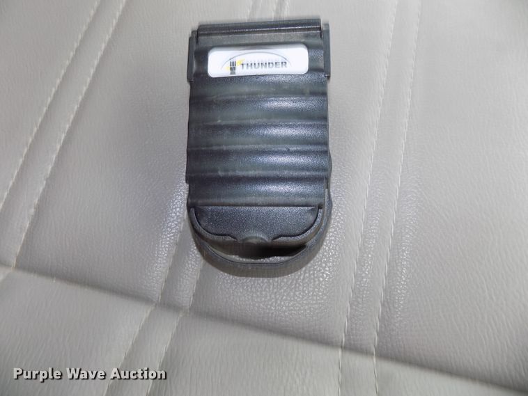 image for item DE7723 2012 Maurer 2812 single hopper grain trailer