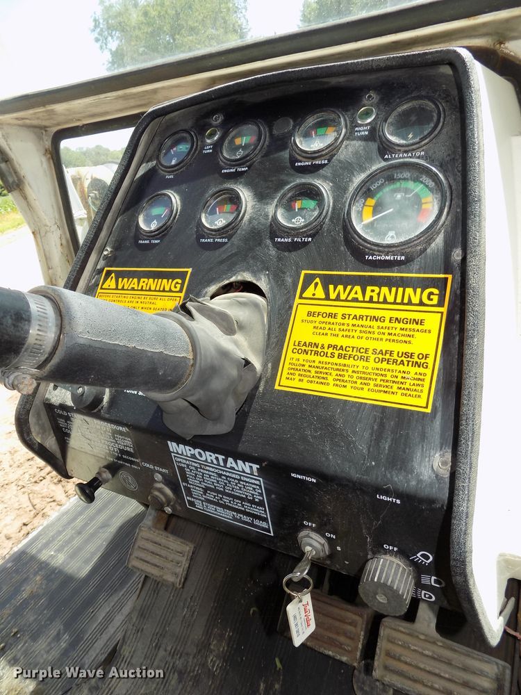 image for item DE7725 1976 Case 1270 Agri-King tractor