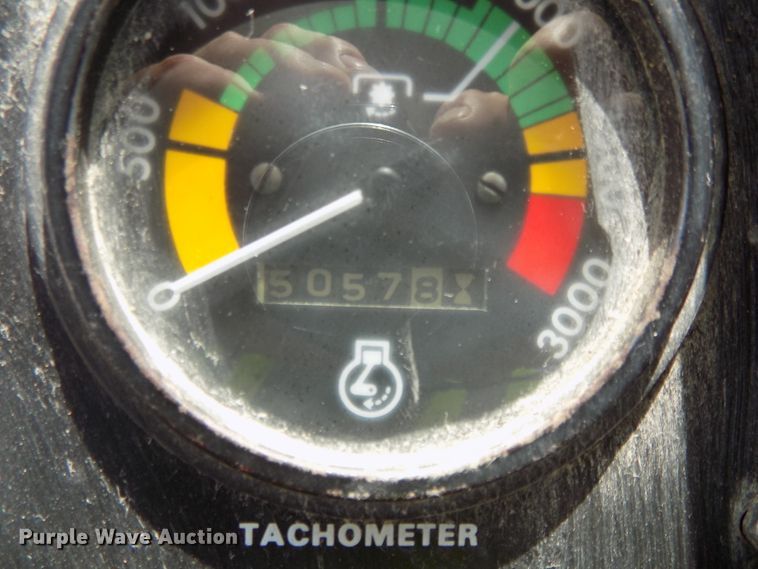 image for item DE7725 1976 Case 1270 Agri-King tractor