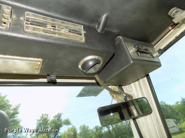 image for item DE7725 1976 Case 1270 Agri-King tractor