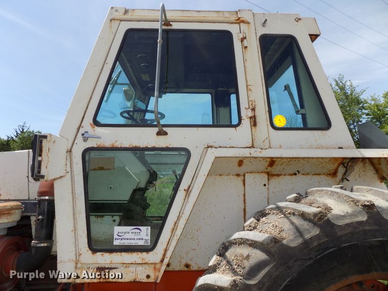 image for item DE7725 1976 Case 1270 Agri-King tractor