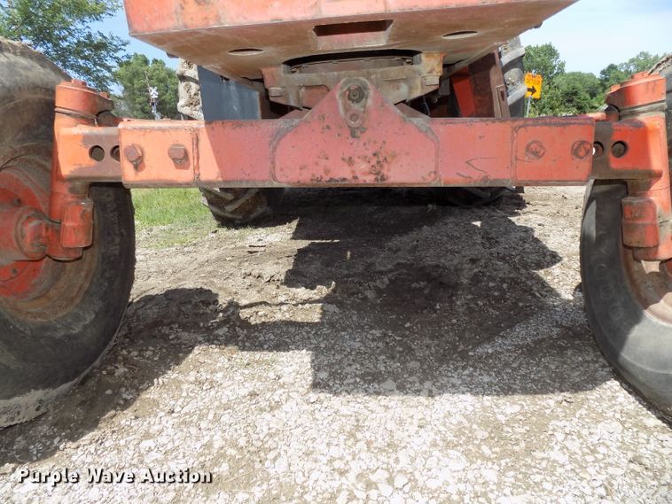 image for item DE7725 1976 Case 1270 Agri-King tractor