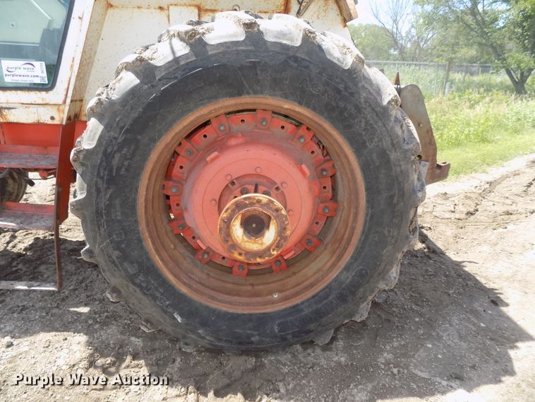 image for item DE7725 1976 Case 1270 Agri-King tractor