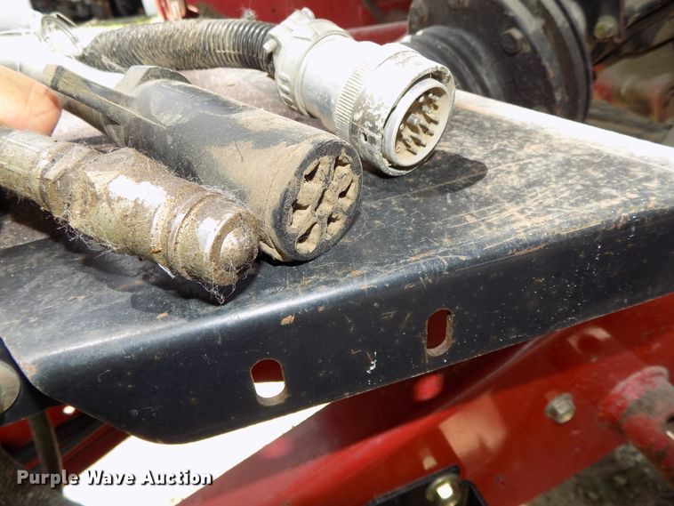 image for item DE7726 2003 Case IH RBX562 round baler