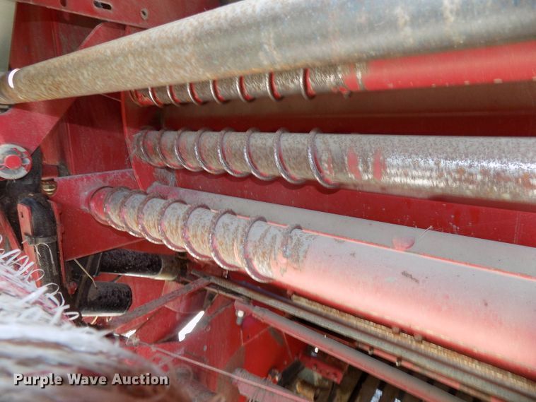 image for item DE7726 2003 Case IH RBX562 round baler