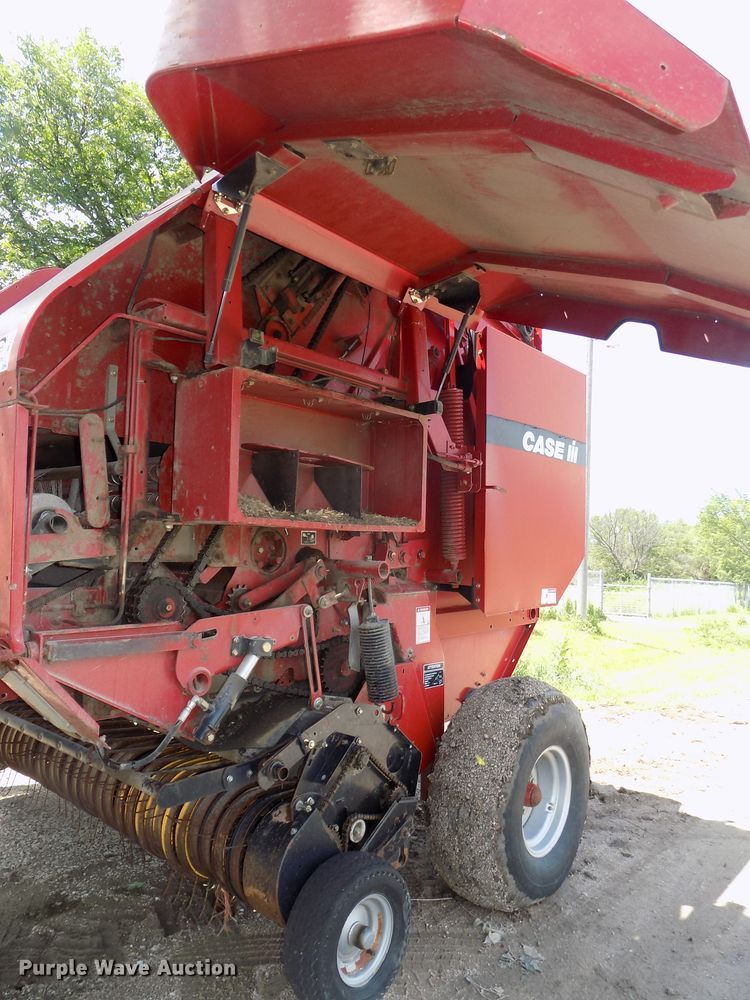 image for item DE7726 2003 Case IH RBX562 round baler