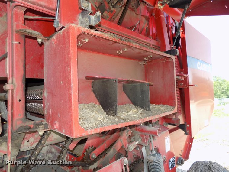 image for item DE7726 2003 Case IH RBX562 round baler