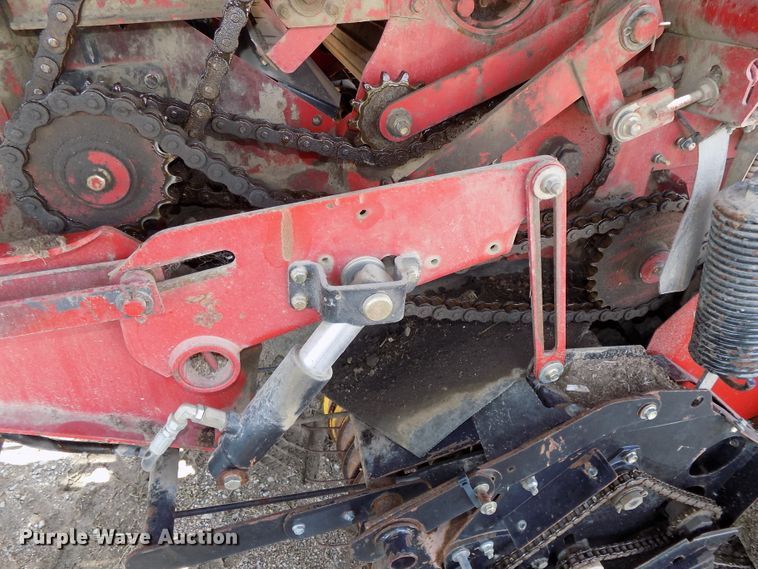 image for item DE7726 2003 Case IH RBX562 round baler