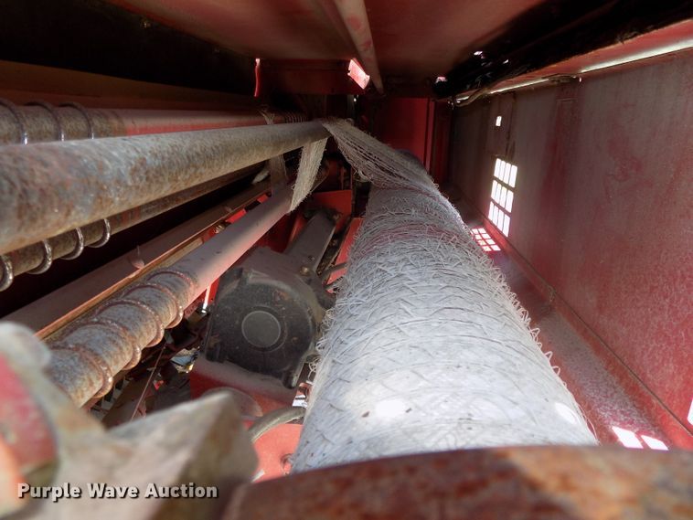 image for item DE7726 2003 Case IH RBX562 round baler