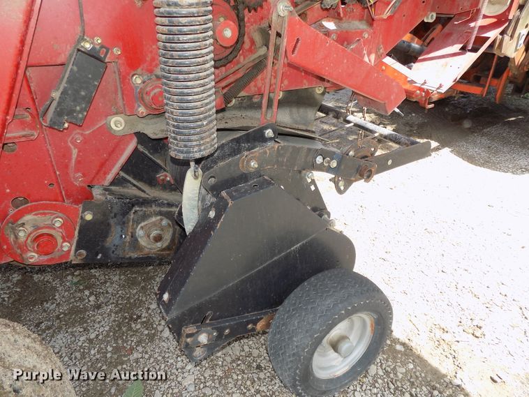 image for item DE7726 2003 Case IH RBX562 round baler
