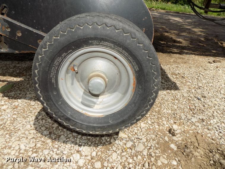 image for item DE7726 2003 Case IH RBX562 round baler