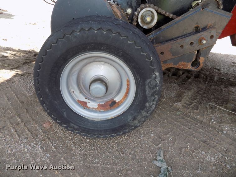 image for item DE7726 2003 Case IH RBX562 round baler