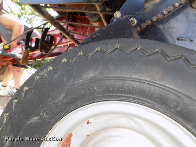 image for item DE7726 2003 Case IH RBX562 round baler