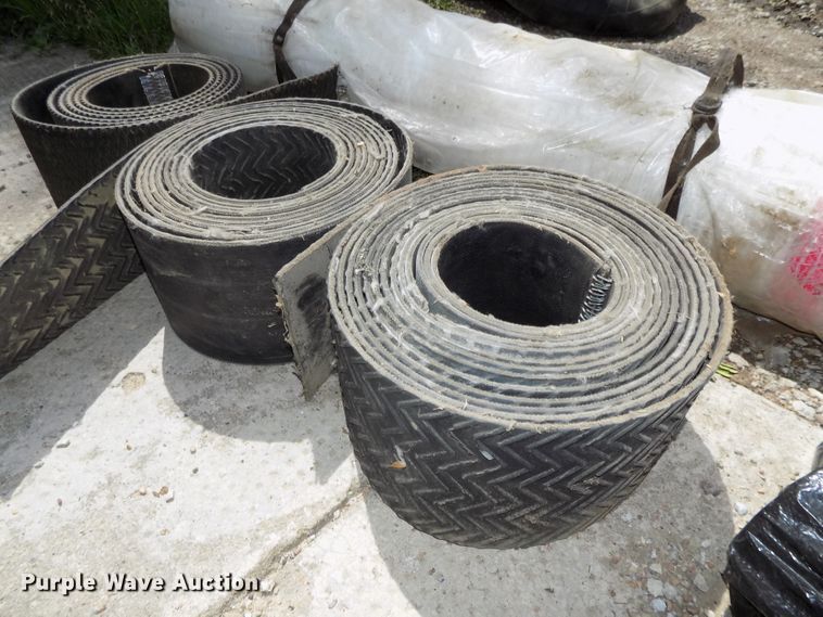 image for item DE7726 2003 Case IH RBX562 round baler