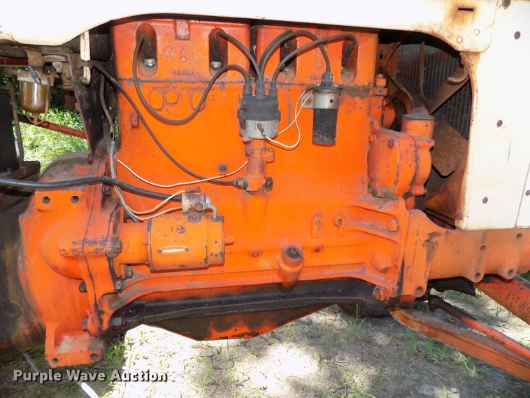 image for item DE7737 1958 Case 711B tractor