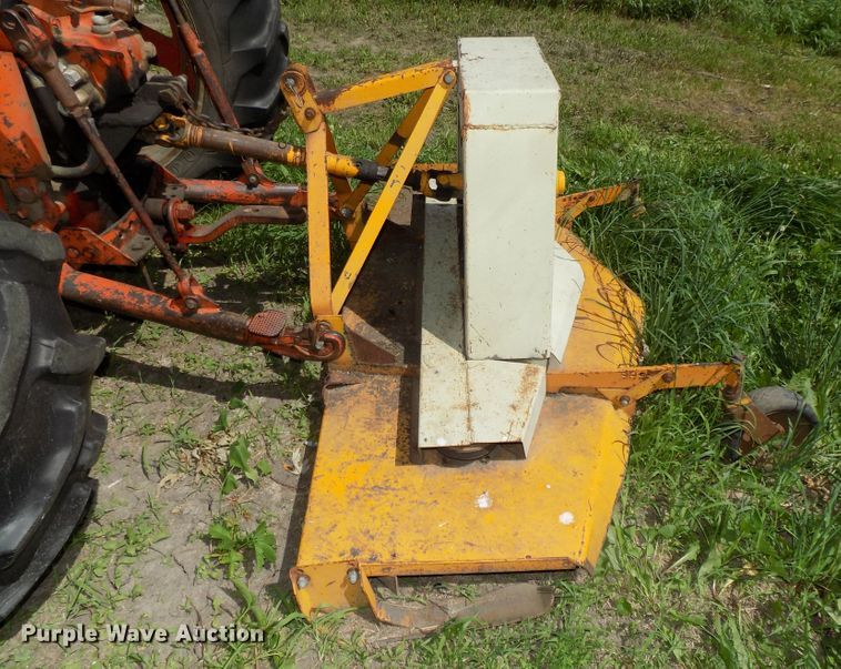 image for item DE7737 1958 Case 711B tractor