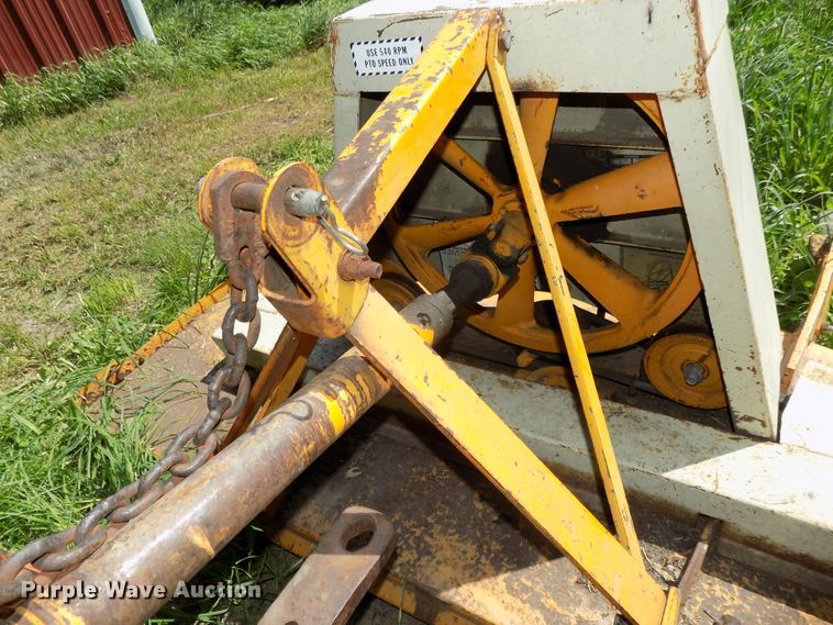 image for item DE7737 1958 Case 711B tractor