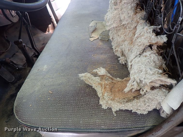 image for item DF1244 1952 Chevrolet grain truck