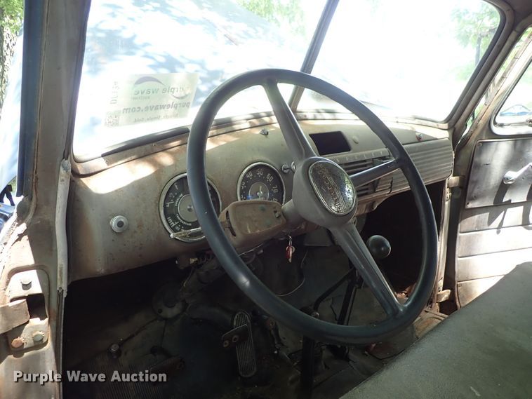 image for item DF1244 1952 Chevrolet grain truck