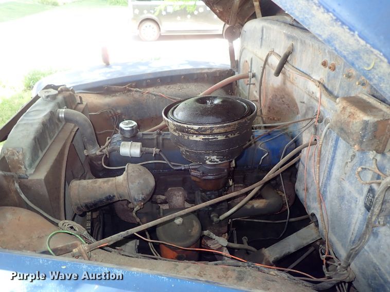 image for item DF1244 1952 Chevrolet grain truck