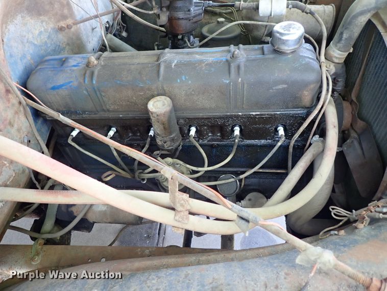 image for item DF1244 1952 Chevrolet grain truck