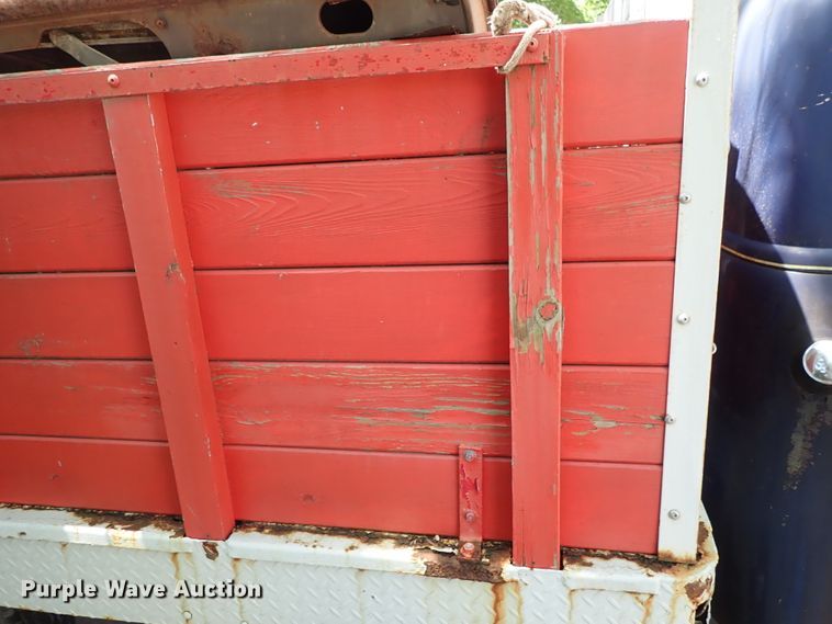 image for item DF1244 1952 Chevrolet grain truck