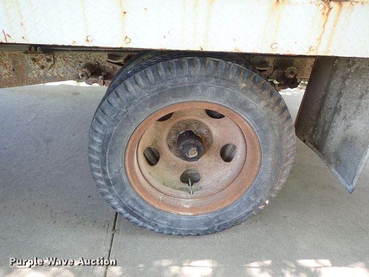 image for item DF1244 1952 Chevrolet grain truck