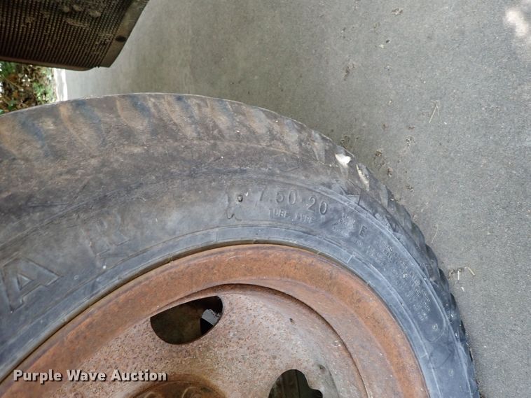 image for item DF1244 1952 Chevrolet grain truck