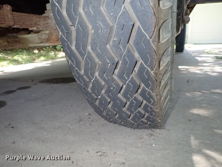 image for item DF1244 1952 Chevrolet grain truck