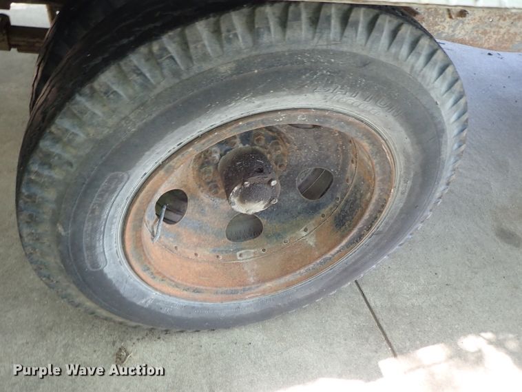 image for item DF1244 1952 Chevrolet grain truck