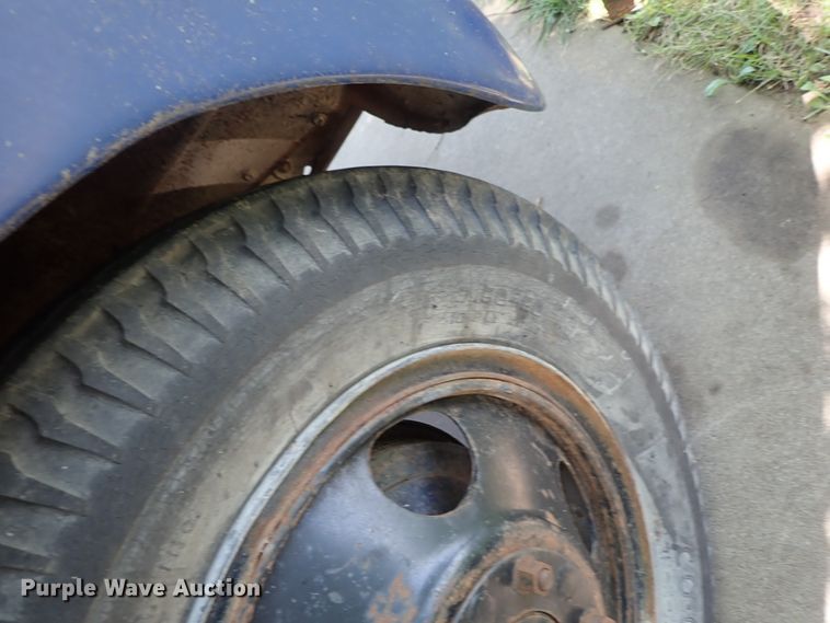 image for item DF1244 1952 Chevrolet grain truck