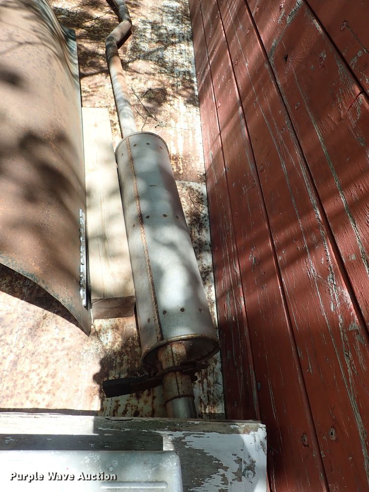 image for item DF1244 1952 Chevrolet grain truck