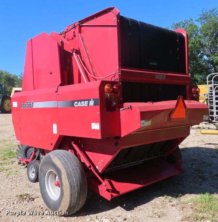 image for item DH0294 2002 Case IH RBX561 round baler