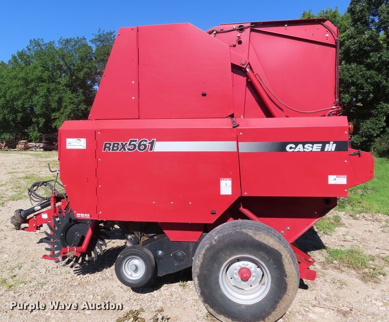 image for item DH0294 2002 Case IH RBX561 round baler