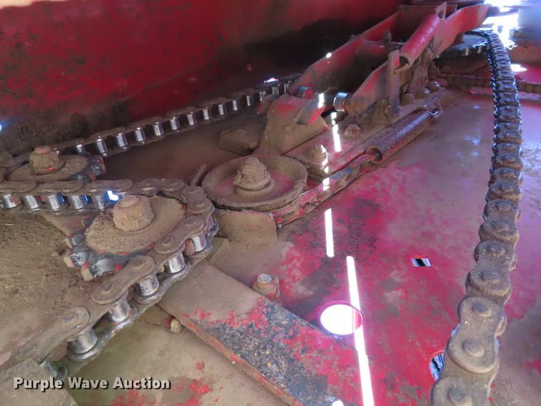 image for item DH0294 2002 Case IH RBX561 round baler