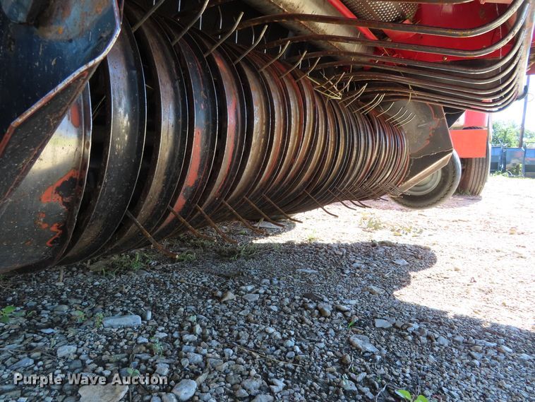 image for item DH0294 2002 Case IH RBX561 round baler