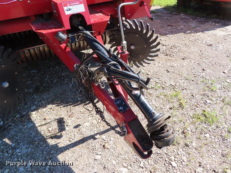 image for item DH0294 2002 Case IH RBX561 round baler