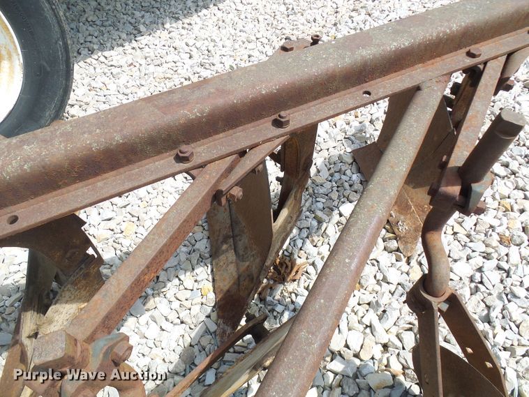 image for item DI0533 Three bottom plow