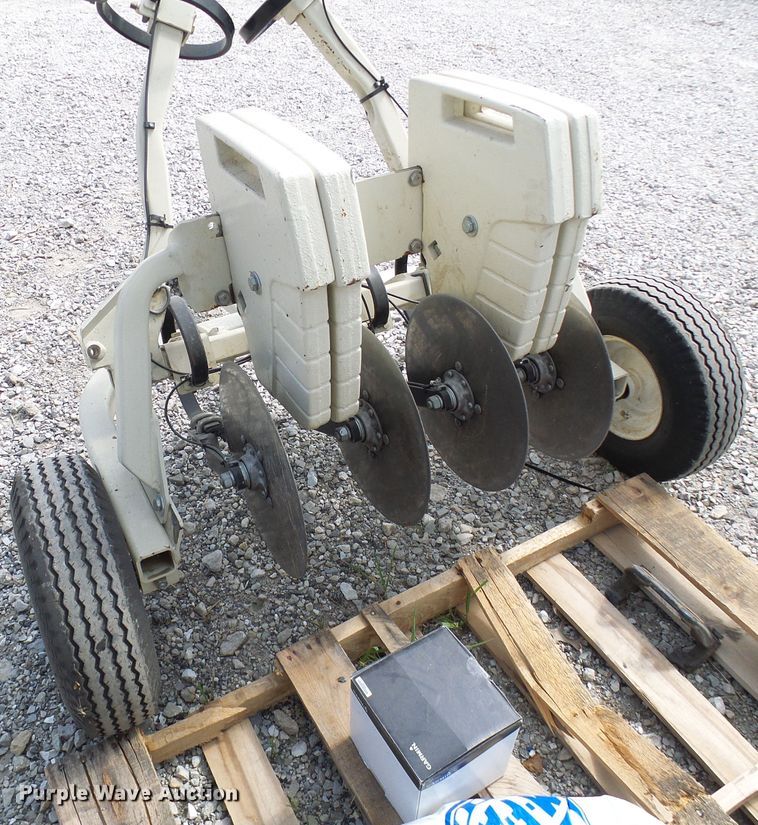 image for item DI0539 Veris Q2800 soil sampler machine