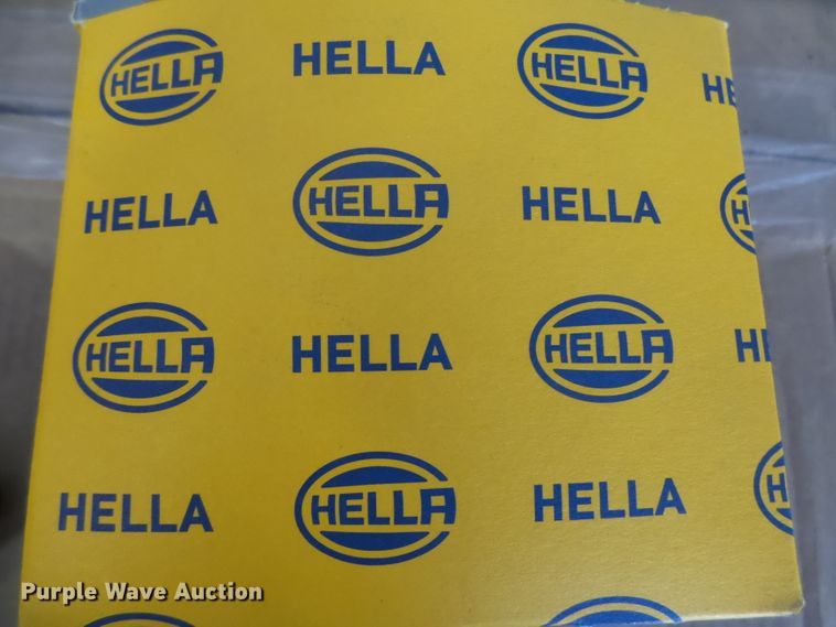 image for item DX9211 (25) Hella work lights