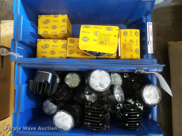 image for item DX9211 (25) Hella work lights