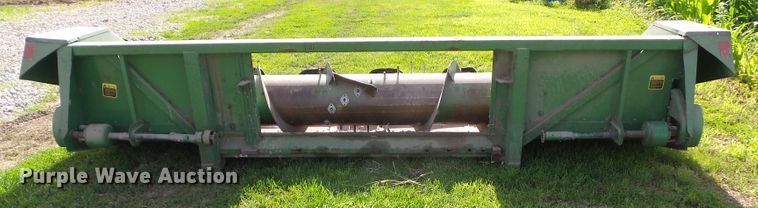 image for item EM9775 John Deere 653 all crop head