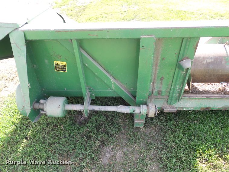image for item EM9775 John Deere 653 all crop head