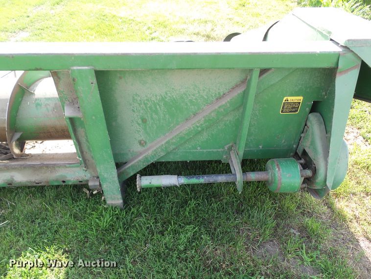 image for item EM9775 John Deere 653 all crop head