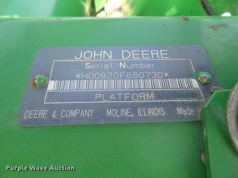 image for item EM9776 1999 John Deere 920F flex head