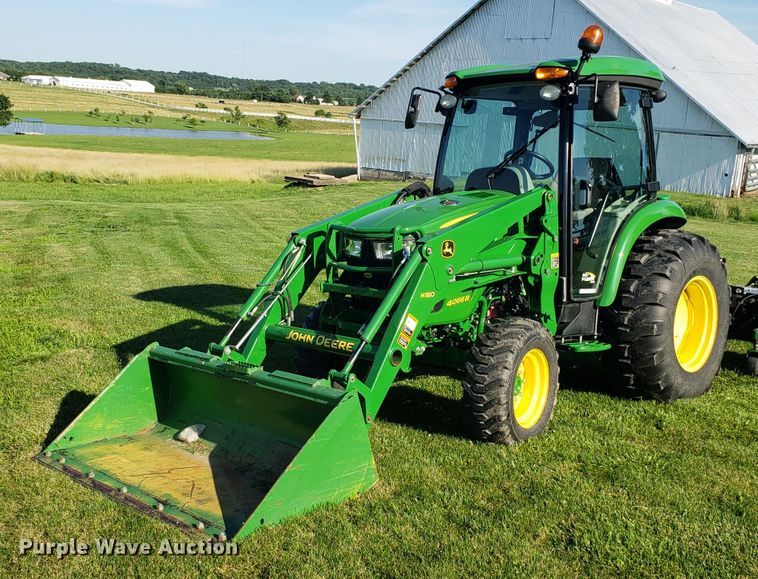 image for item ET9751 2015 John Deere 4066R MFWD tractor