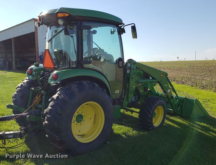 image for item ET9751 2015 John Deere 4066R MFWD tractor