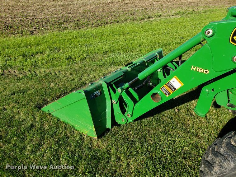 image for item ET9751 2015 John Deere 4066R MFWD tractor