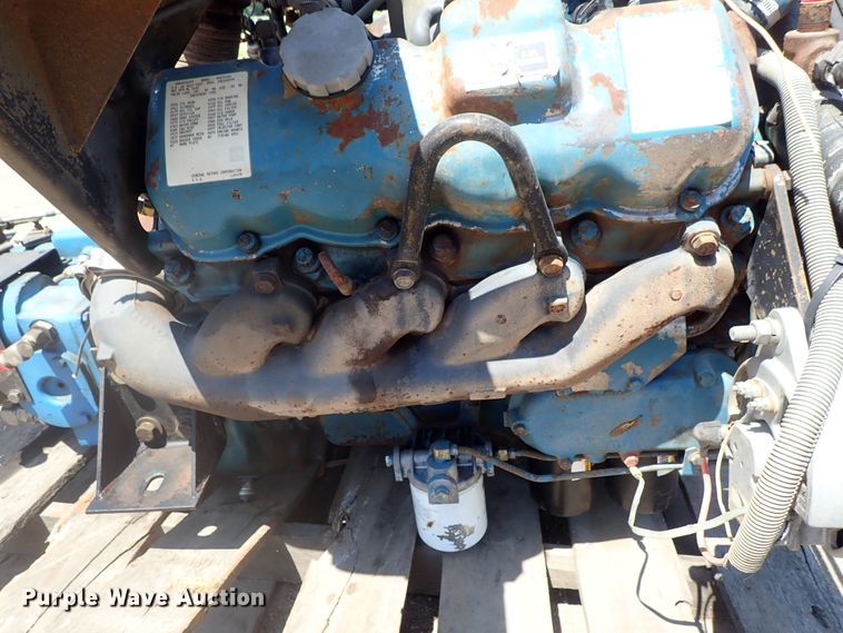 image for item FE9826 GMC 8.2L eight cylinder diesel engine