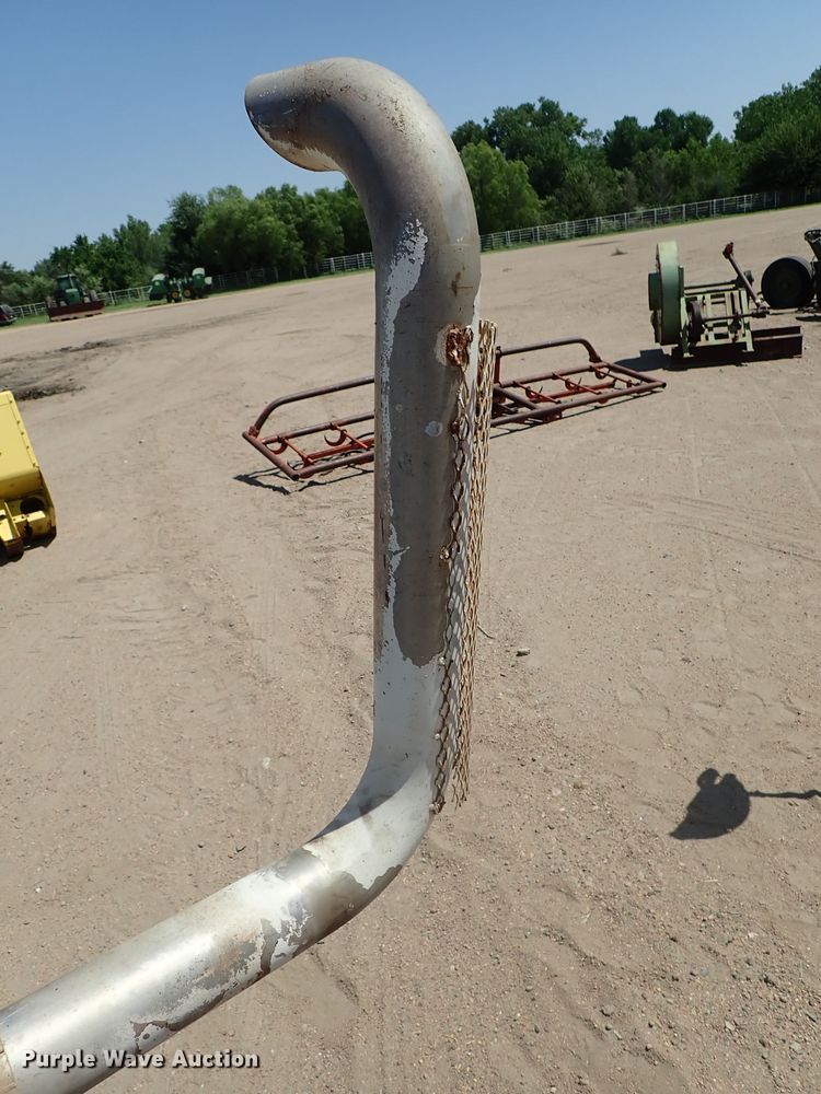 image for item FE9826 GMC 8.2L eight cylinder diesel engine